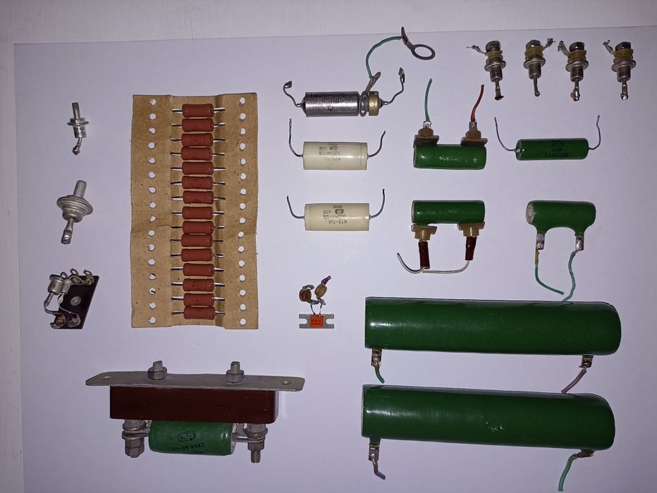 Ел.деталі 25грн.