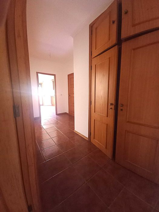 Apartamento T2 com Garagem