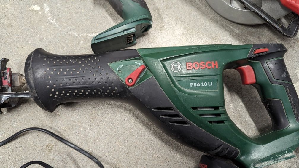 Zestaw narzędzi Bosch zielony 18v