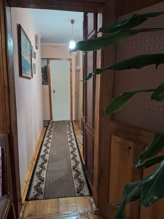 Продається 2 кімнатна квартира в м. Бурштин