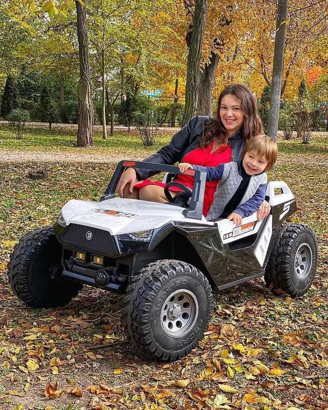 CLASH CHALLENGER STRONG do 16km/h auto dla dzieci 24v 4x4 jeep