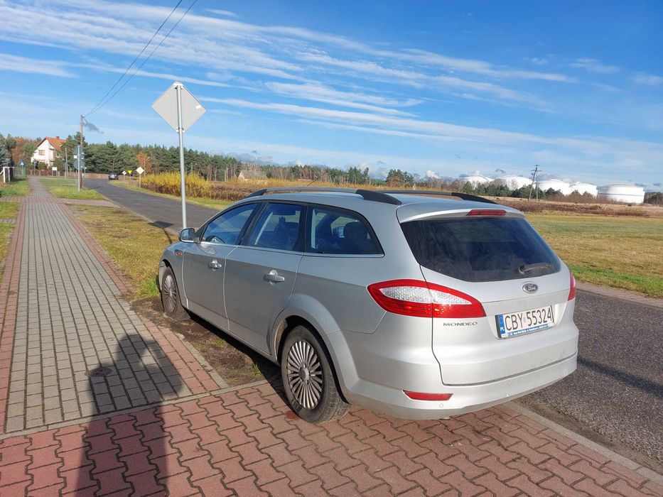 Ford Mondeo 2010r  2.0 tdci 140km