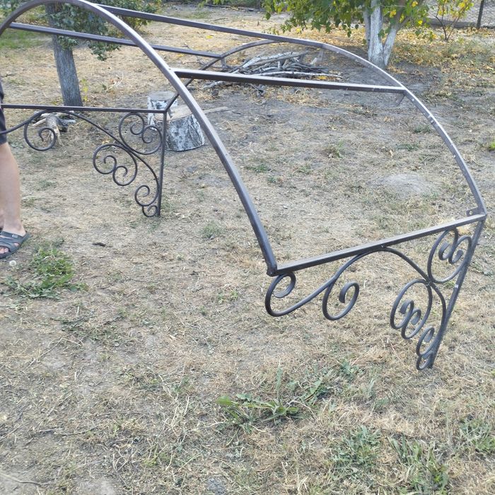 Продам козирок на вхідні двері