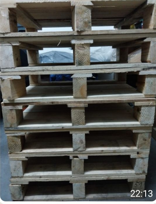 Vendo 20 paletes medidas 66x51x13