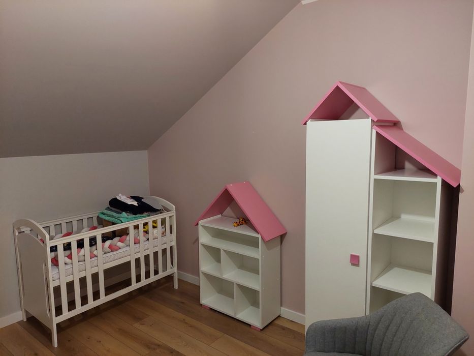 Zestaw mebli dla dziewczynki różowy