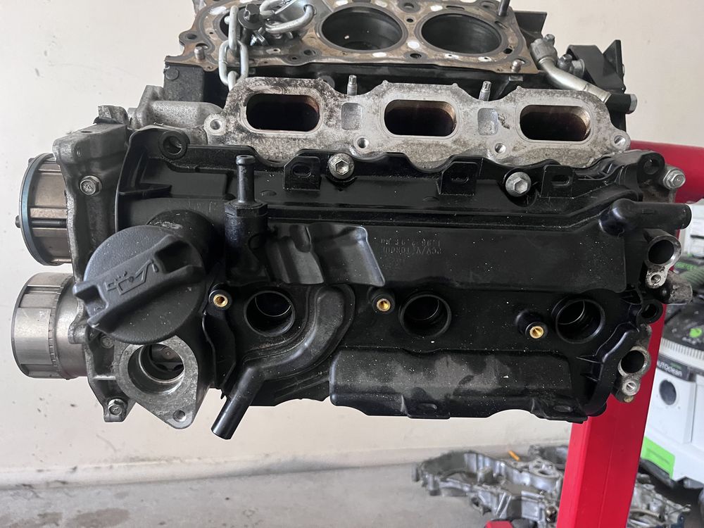 Głowica lewa vr30ddtt q50 q60 i inne silnik czesci