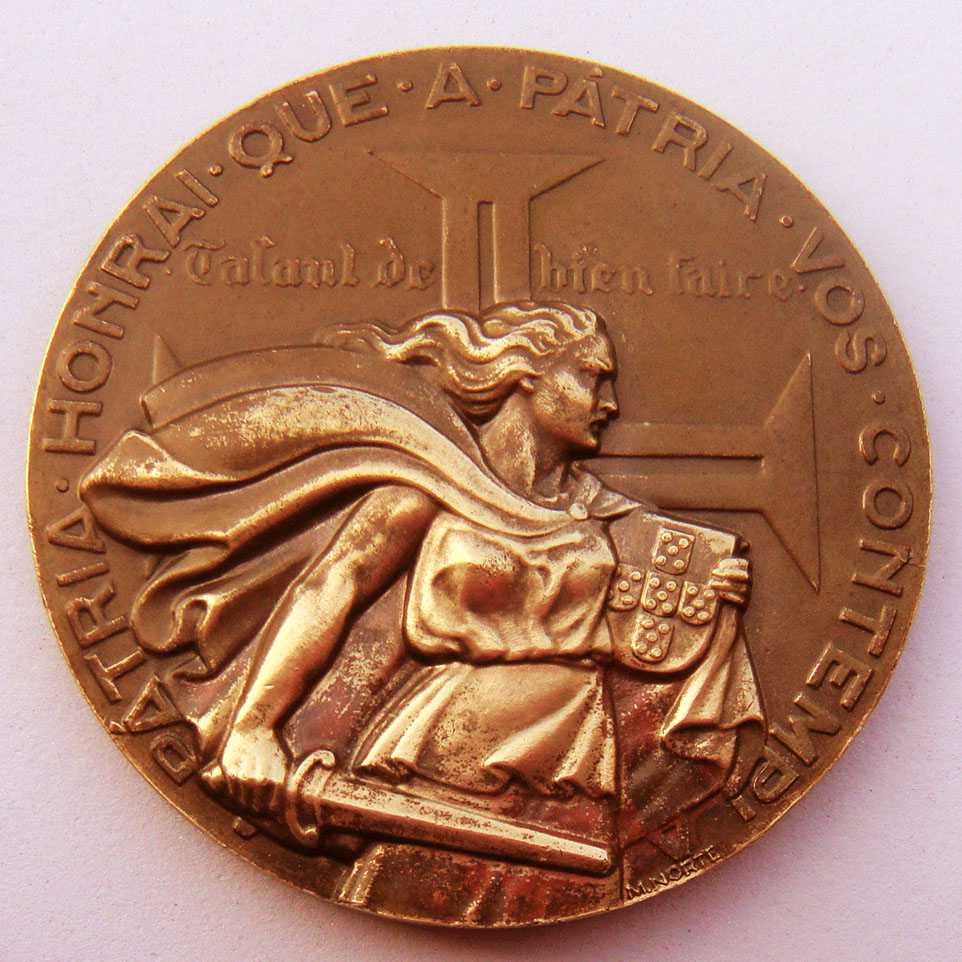 Medalha de Bronze 1º Centenário da Escola Naval por M NORTE 1945