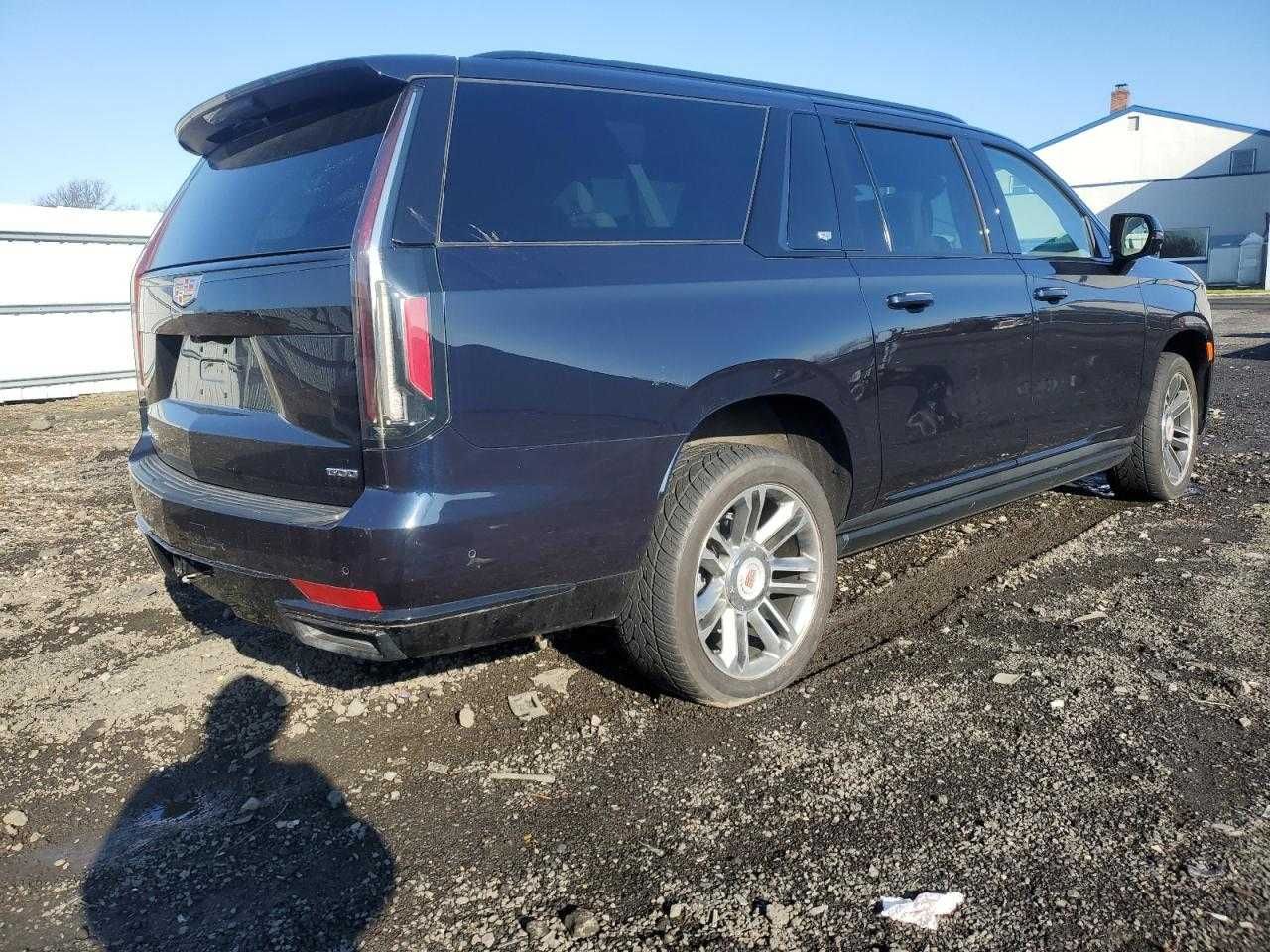 2023 Cadillac Escalade Esv Sport Platinum