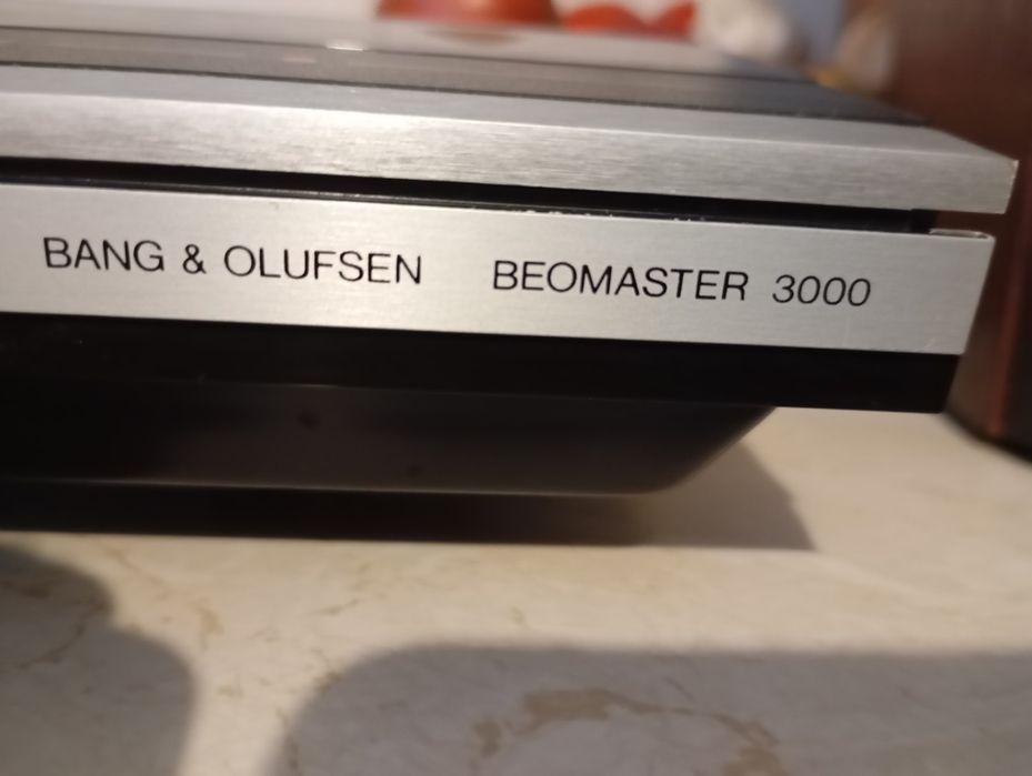 Sprzedam ładny zestaw Bang Olufsen 3000.