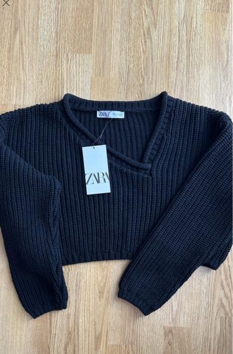 Дуже стильний светр ZARA