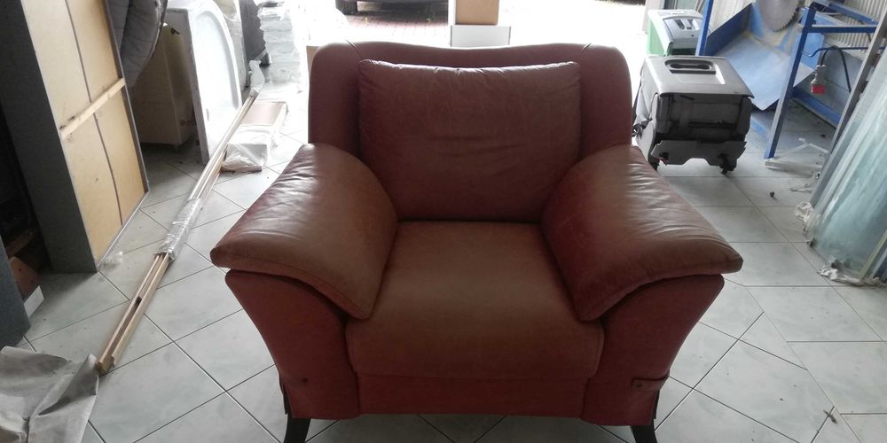 Fotel czerwony  skóra naturalna