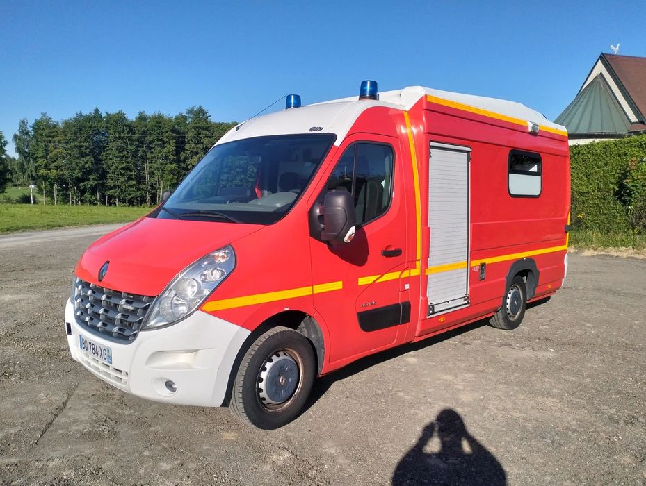 Renault Master III 2.3 ambulans karetka kontener straż pogotowie