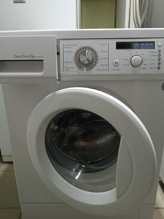 Продам пральну машину LG 5кг.