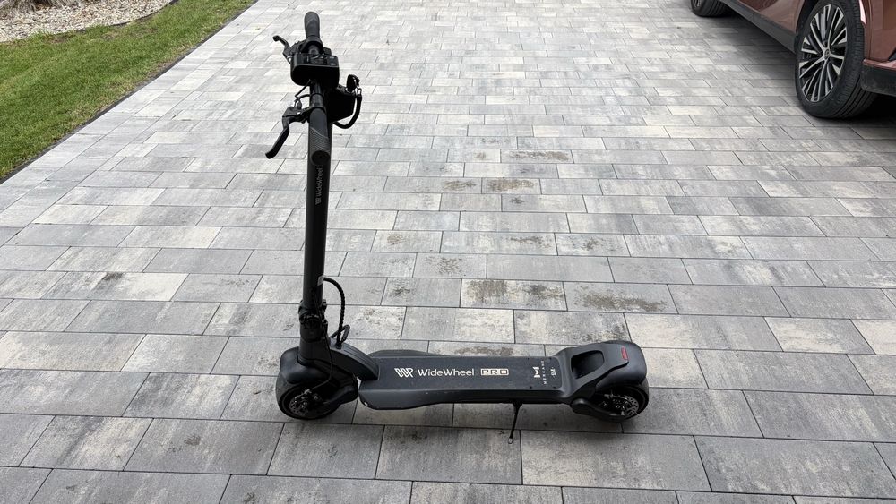 Elektryczna hulajnoga w widewheel pro