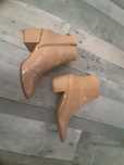 Lakierowane botki nude only r.40