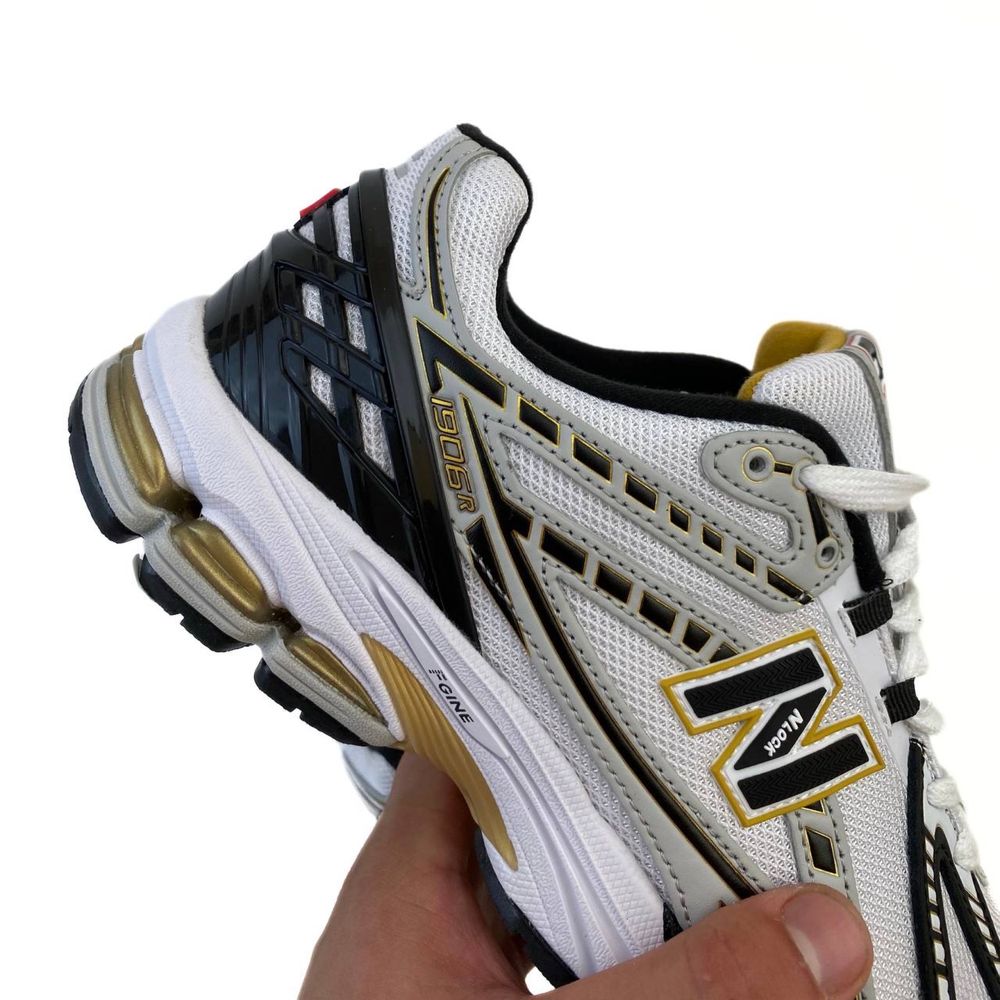 Крсовки New Balance 1906r