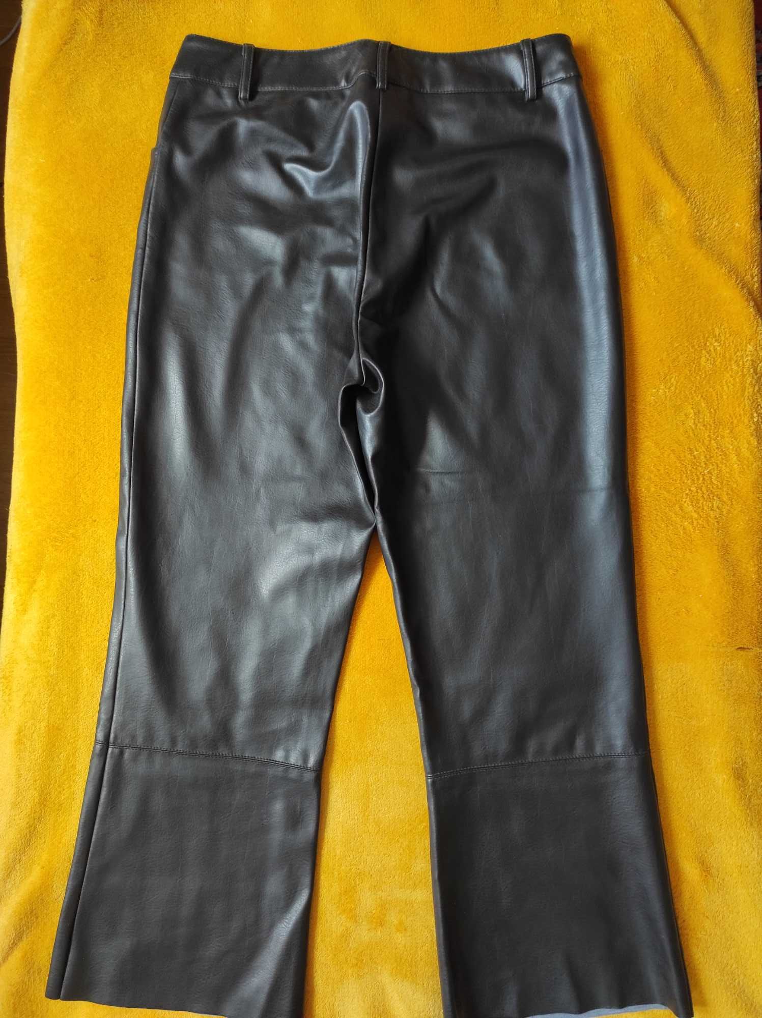 Женские брюки Morgan из качественного кожзама р. 46