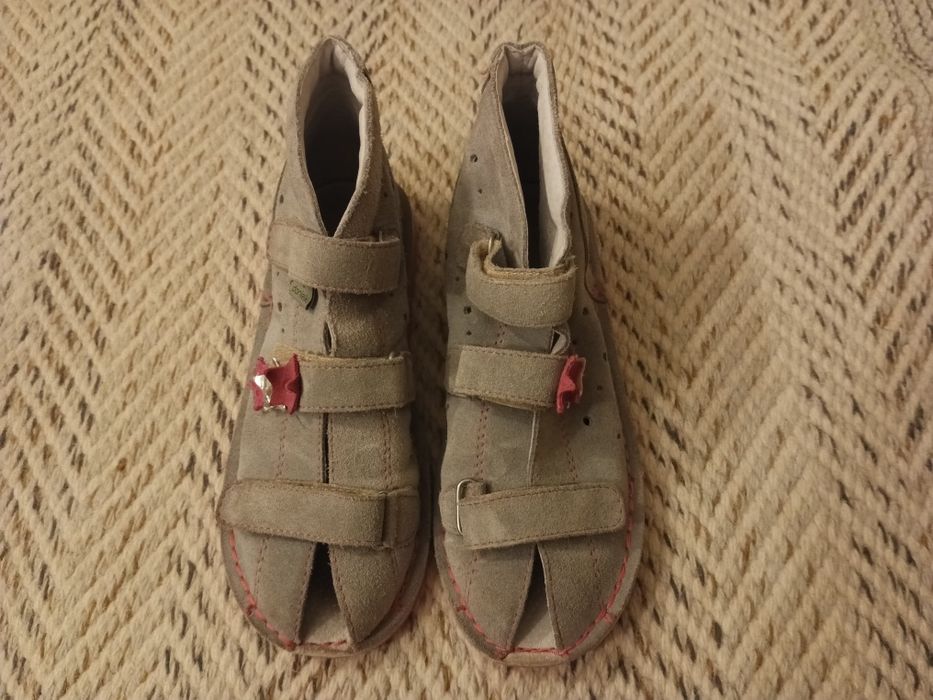 Kapcie dziecięce Danielki rozm. 32