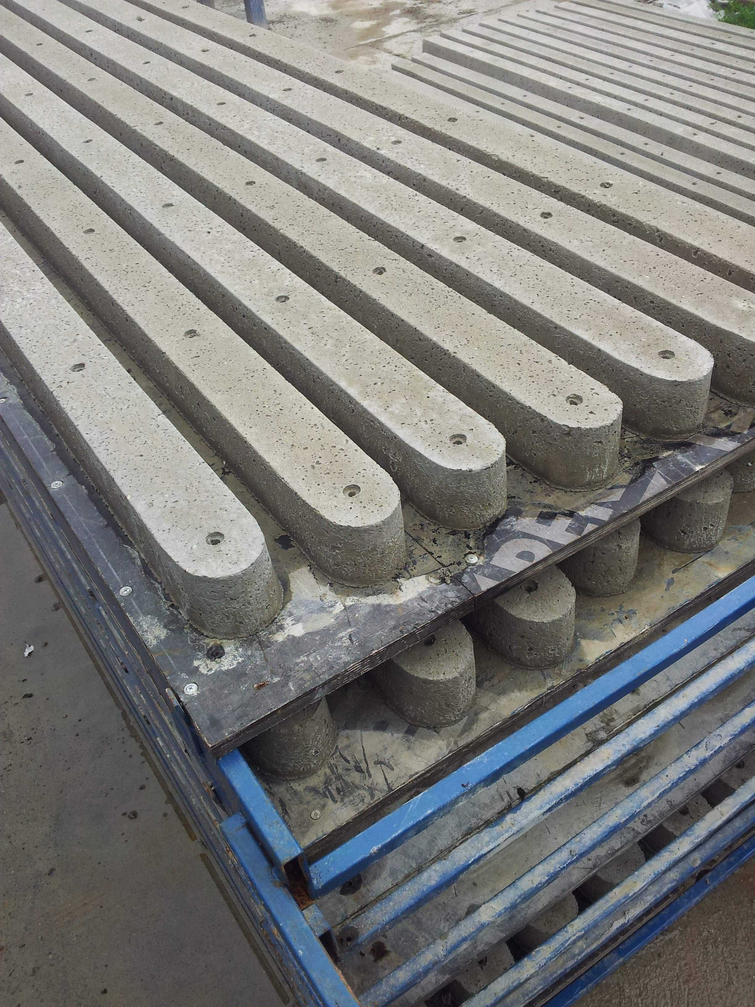 Słupek betonowy /słupki betonowe 2m 20 zl malin/siatka leśna/PRODUCENT