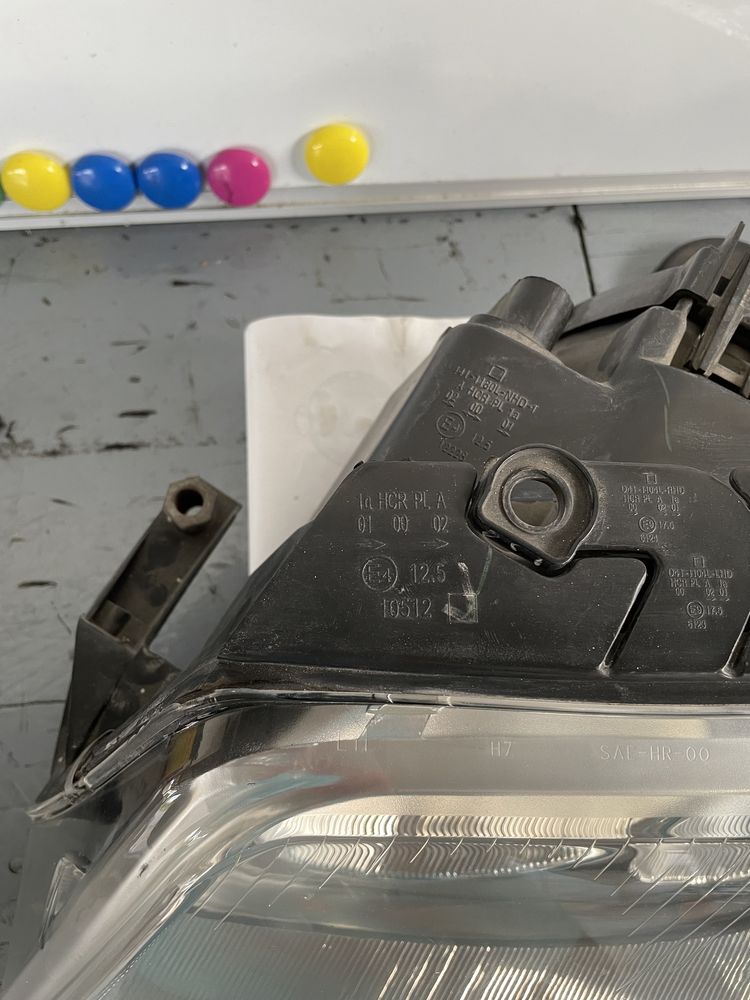 Farol VW Passat esquerdo