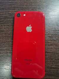Iphone 8 64 gb червоний в гарному стані