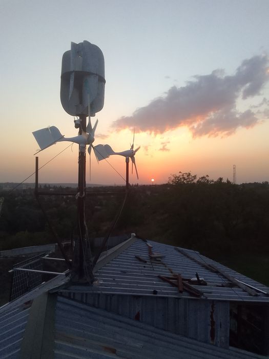 Єдиний в світі вертикальний вітрогенератор