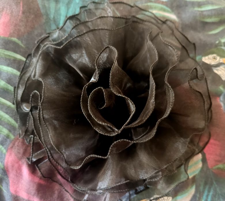 Nowy, duży kwiat, ozdoba, Róża, przypinka