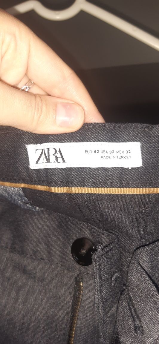Męskie spodnie Zara