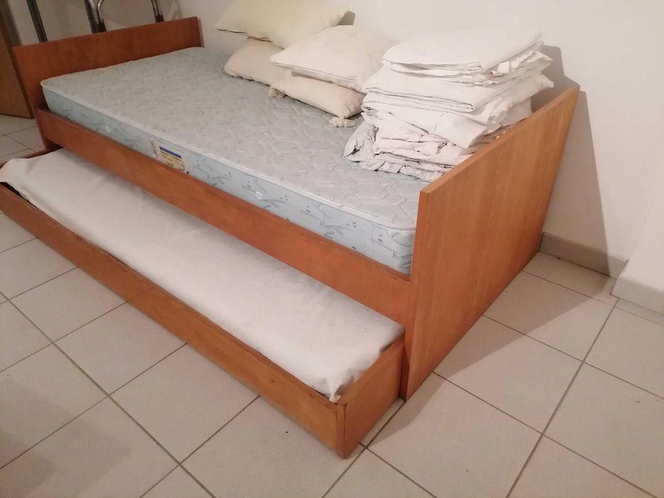Cama Gavetão Vintage Madeira Maciça (1970) - 1.80x0.80 + 1 Colchão