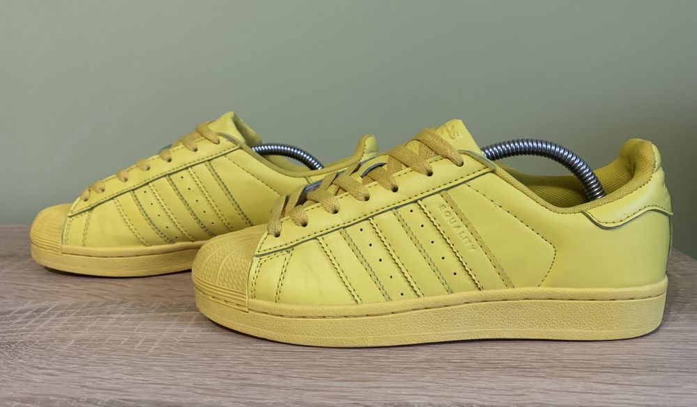 Кроссовки nike adidas reebok