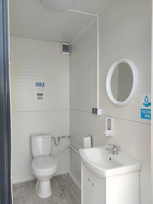 CAMPING pawilon toaleta budka kontener sanitarny wc socjalny kibel
