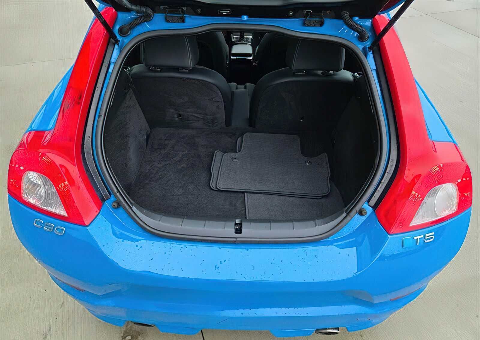 Volvo C30   2013