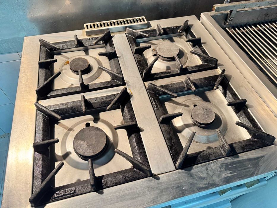 Fogão industrial a gás inox com forno