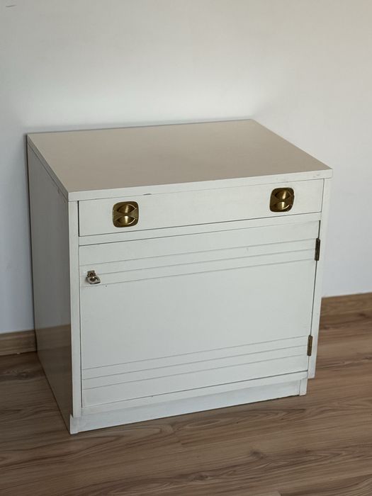 Biała szafka 60 × 45 × 60 cm