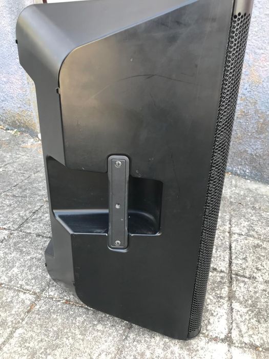 Vendo colunas dxr 12 yamaha amplificadas