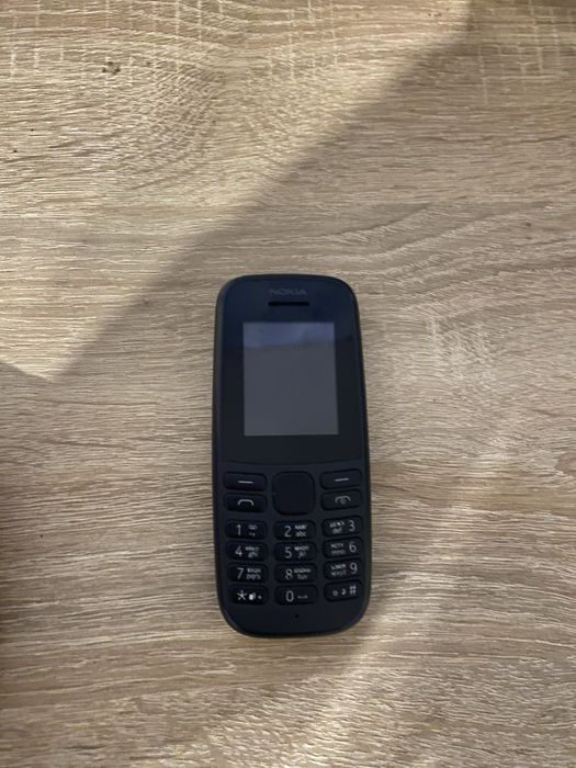 Продам Nokia 105