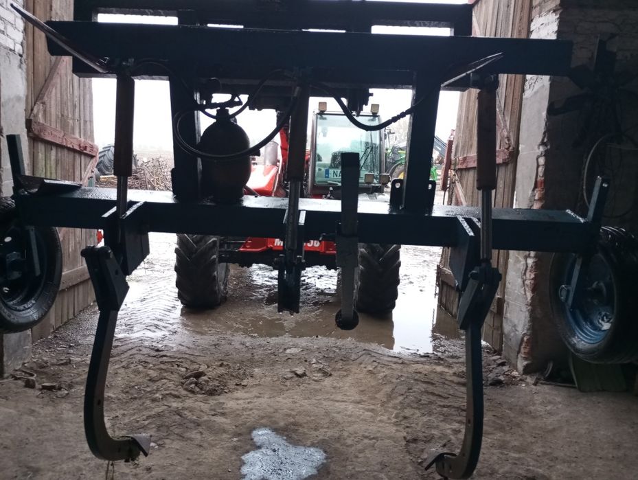 Głebosz na zabezpieczeniu hydraulicznym