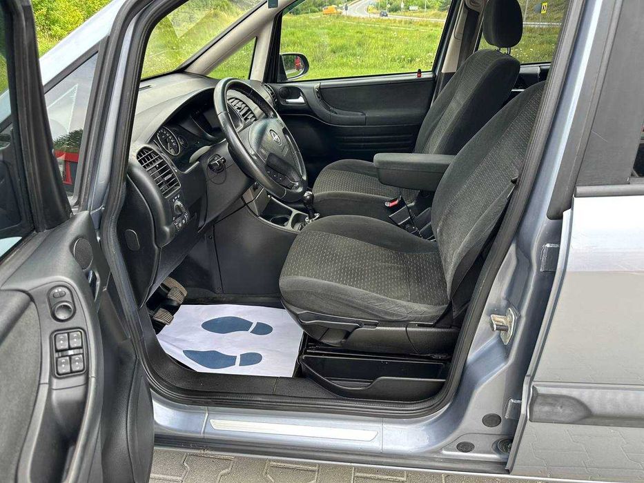 Opel Zafira 2.0 дизель 7 місць ( опель зафіра ) 2003р