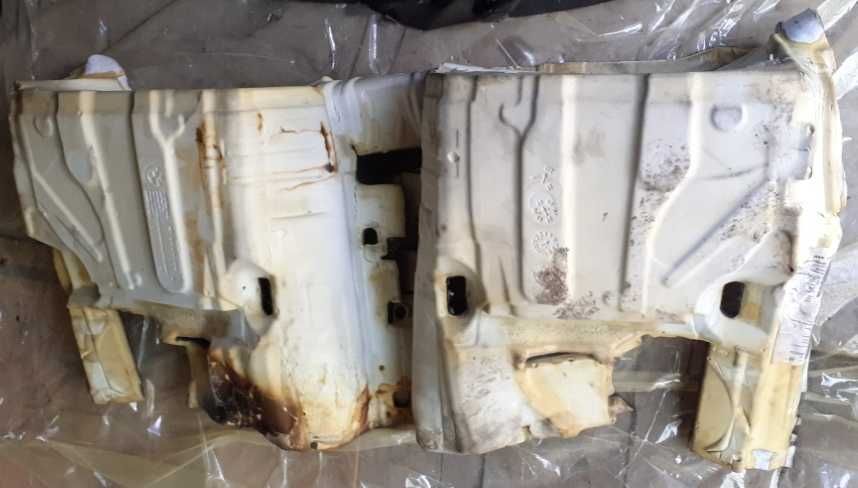 Бардачек, уплотнитель, шумоизоляция, запчасти салона BMW E87, Е90, Е84