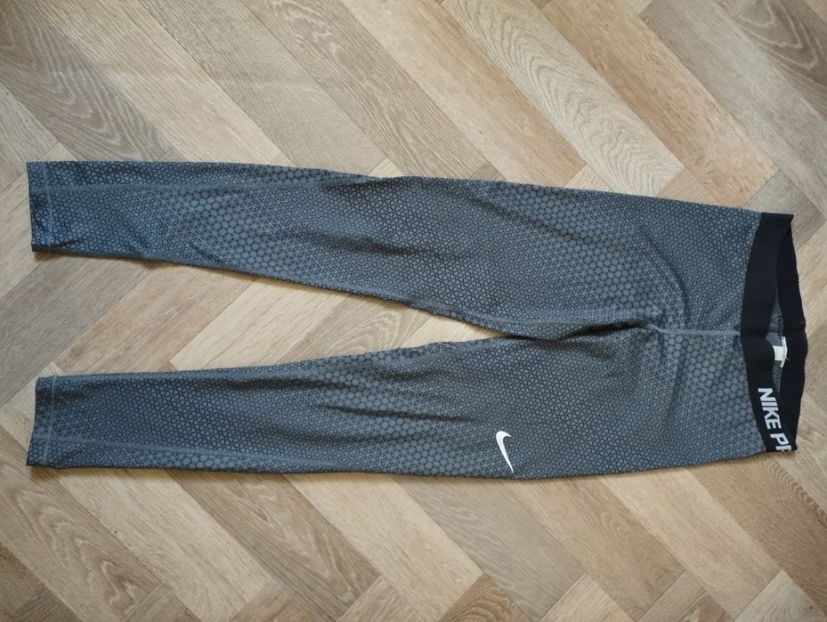 Компрессионные леггинсы Nike pro dri fit p.S