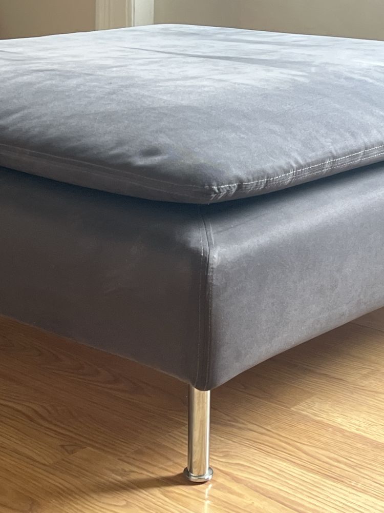 Ottoman/Repousa pés como novo Soderhamn Ikea