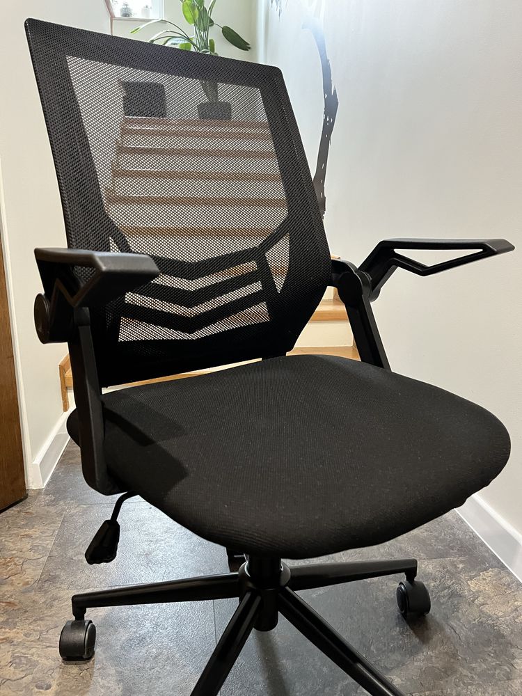 Krzesło biurowe obrotowe ASPERUP JYSK