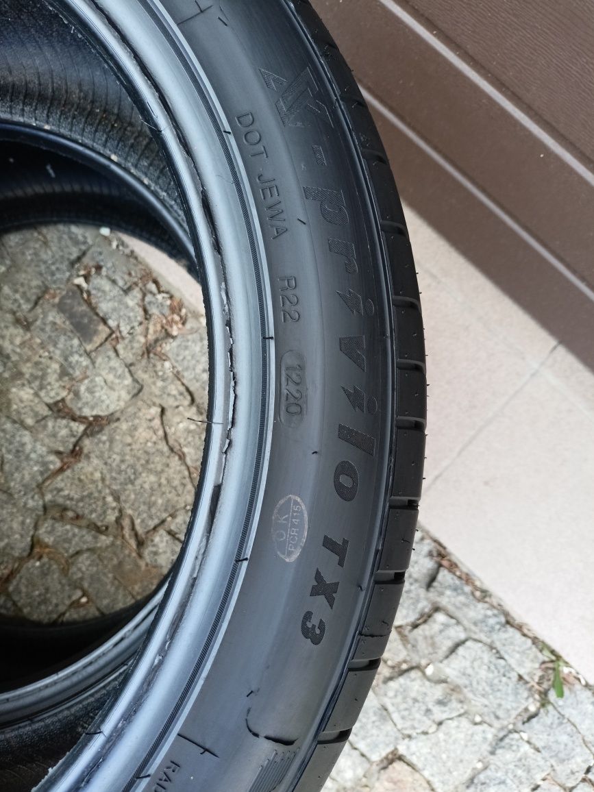 255/40 R19 XL. 100Y Tracmax X-Privilo TX3.  NOWE  .  Para 450zł