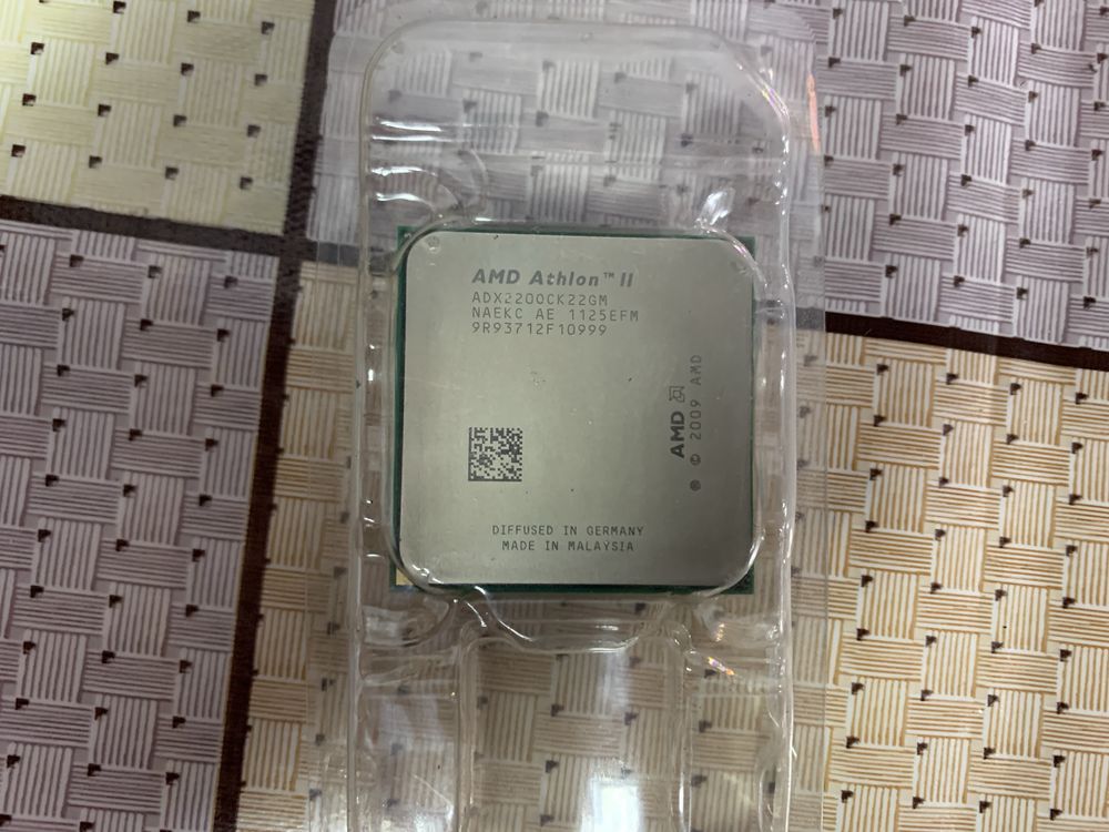 AMD Athlon II X2 220