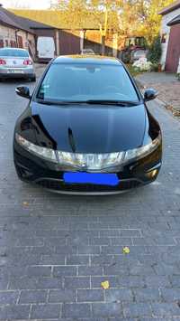 Honda civic 1.8 bezyna