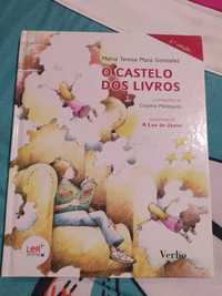 Vendo livro "O castelo dos livros"