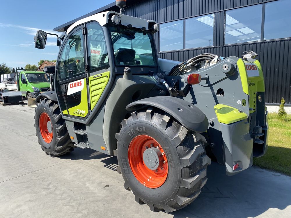 Ładowarka teleskopowa CLAAS SCORPION 7044 - 2015 rok z Niemiec