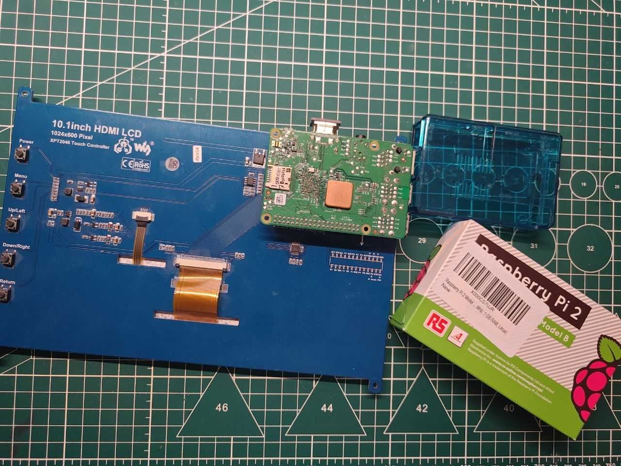 Raspberry Pi 2 + 10 cali ekran dotykowy. Gratka dla funow