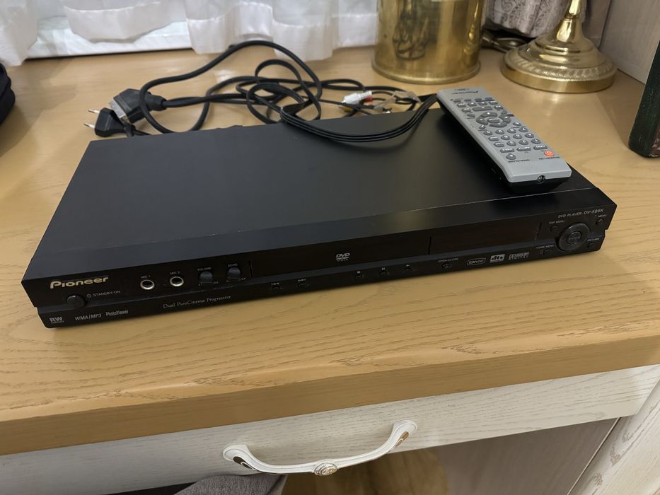 DVD Плеєр Pioneer DV-595K