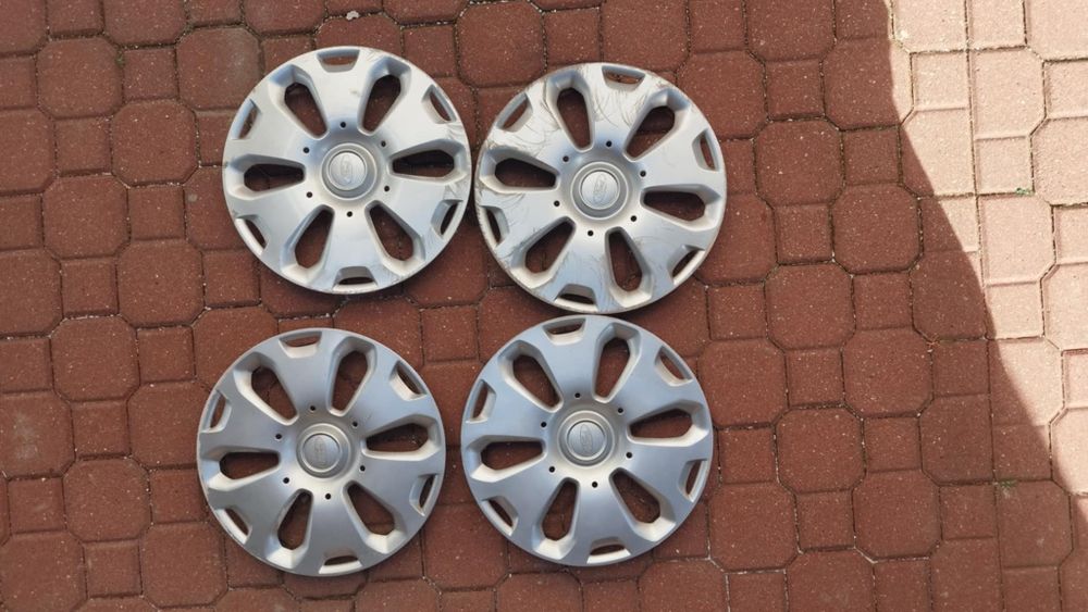 Opony zimowe z felgami 175/65/R14